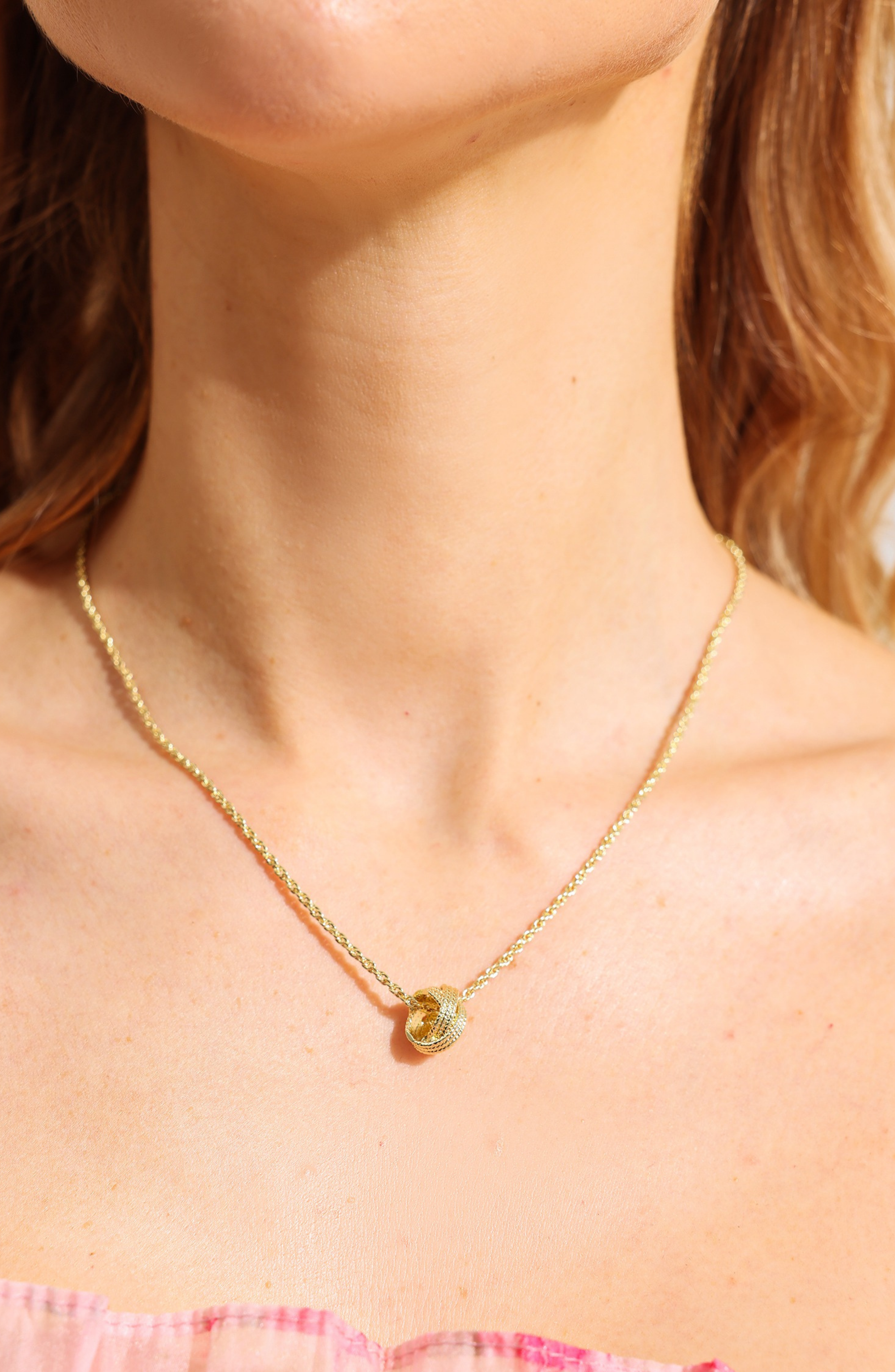 Metal Twist Imitation Necklace